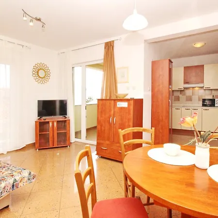 Apartment With Parking Space Baska, Krk - 18804 *