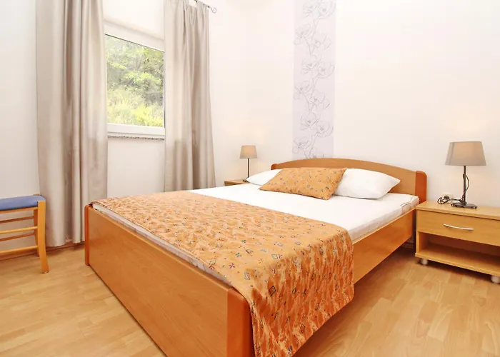 Apartmán With Parking Space Baska, Krk - 18804 Baška