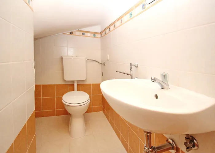 With Parking Space Baska, Krk - 18804 Apartmán Baška