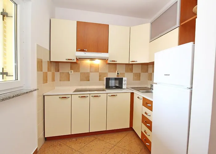 Apartmán With Parking Space Baska, Krk - 18804