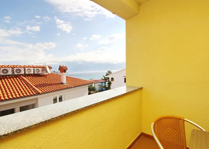 Apartmán With Parking Space Baska, Krk - 18804 Baška