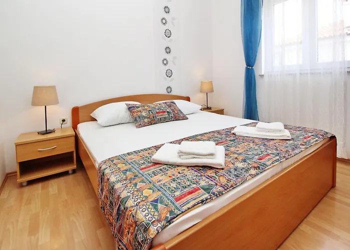 Apartmán With Parking Space Baska, Krk - 18804 Baška