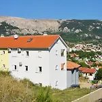 Διαμέρισμα With Parking Space Baska, Krk - 18804 *