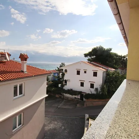 Διαμέρισμα With Parking Space Baska, Krk - 18804 *