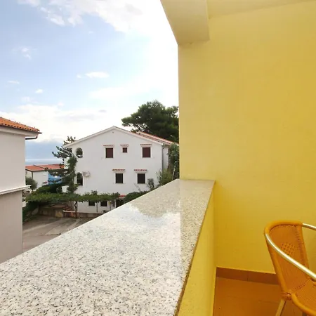 Διαμέρισμα With Parking Space Baska, Krk - 18804 Baška